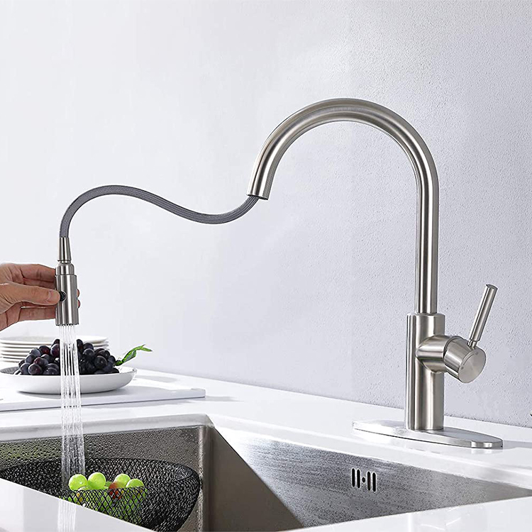 2021 Amazon Venta caliente SUS 304 Grifo de fregadero de cocina extraíble caliente y frío de una sola manija